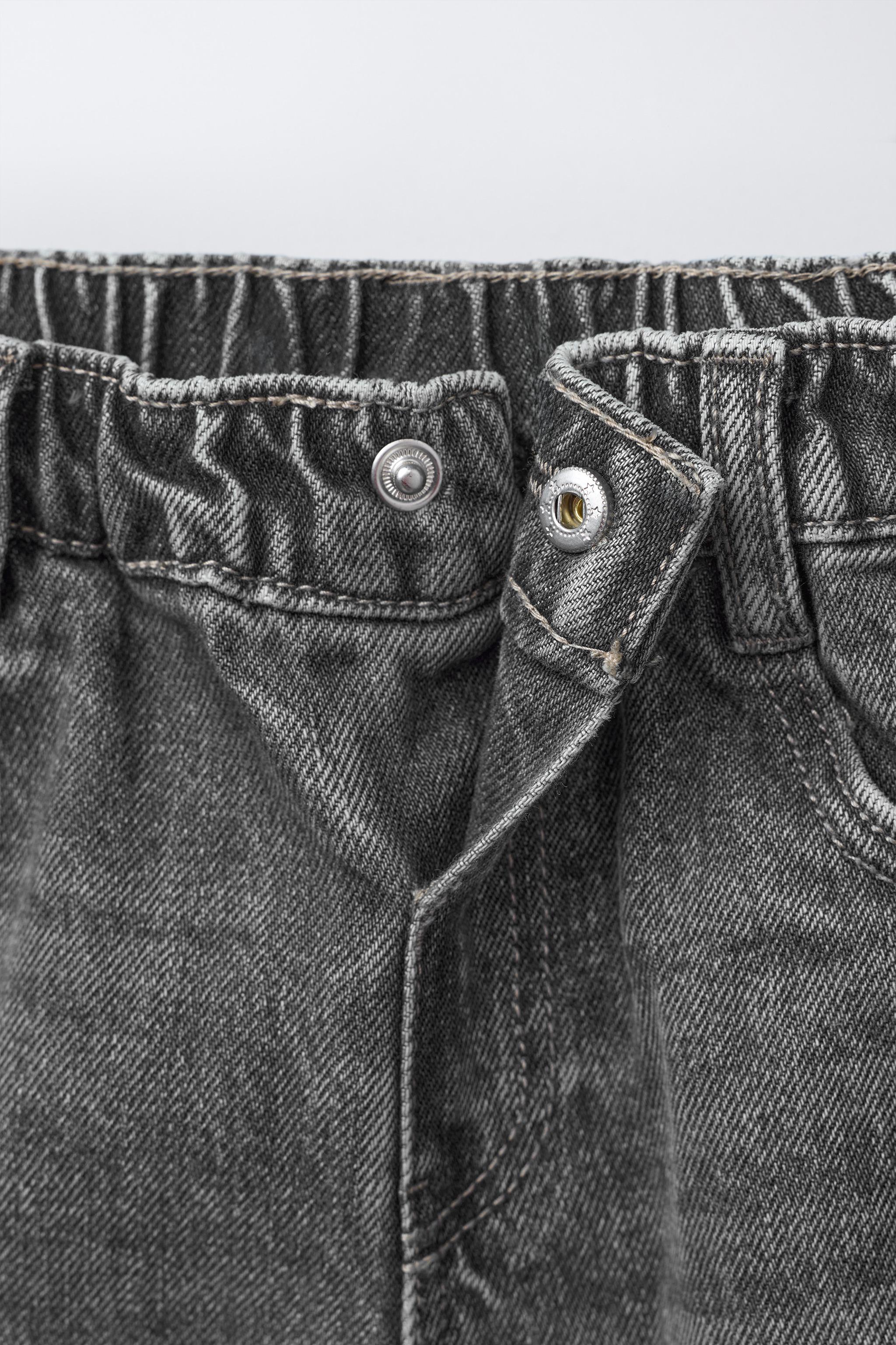 BARREL PLEATED JEANS